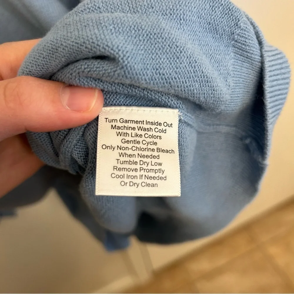 Jos. A. Bank Traveler Collection Men's XL Light Blue Quarter Zip Pullover